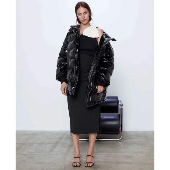 Zara Oversized Puffer Coat Glossy Shiny Jacket Size Medium‎ Black Vogue Runway